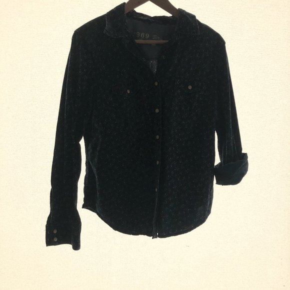 Gap - Jean Button Down - Picture 1 of 4